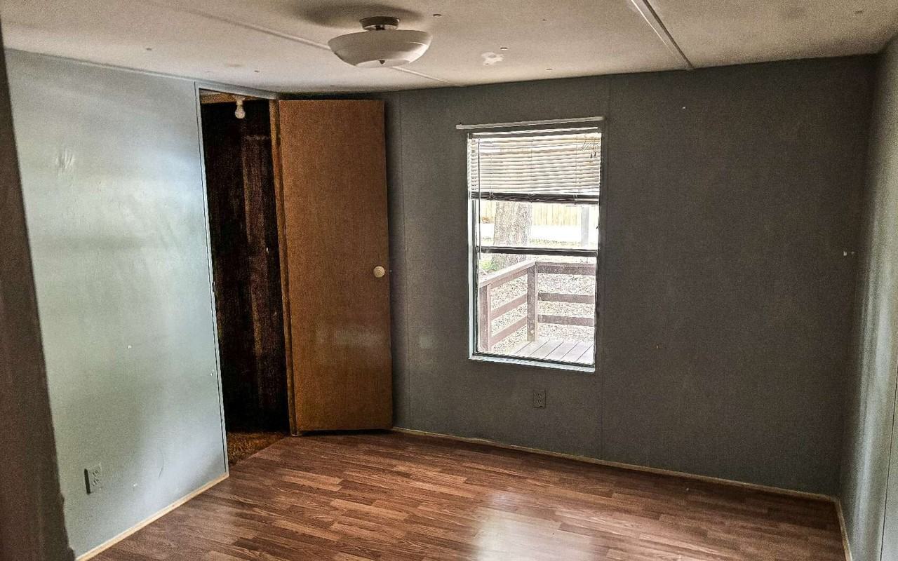 313 Nw Park Dr - Photo 6 of 9