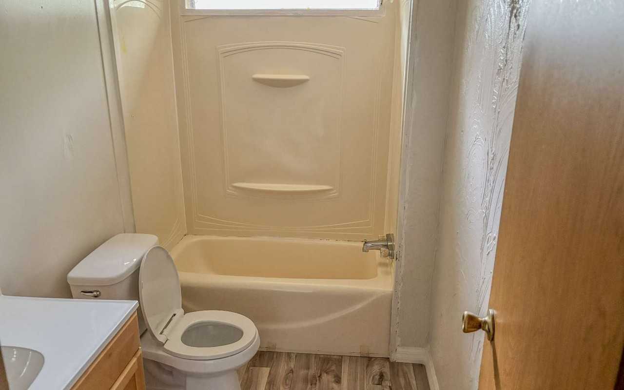 313 Nw Park Dr - Photo 7 of 9
