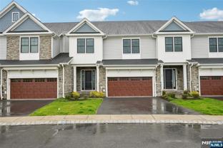 31 St Andrews Cir - Photo 1 of 1