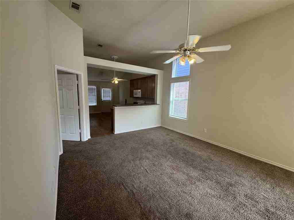 8905 Stewart St - Photo 4 of 22