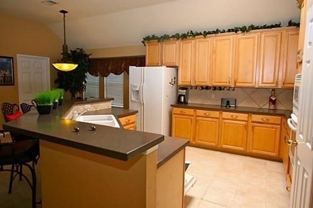 2705 Grand Canyon Ct - Photo 2 of 7