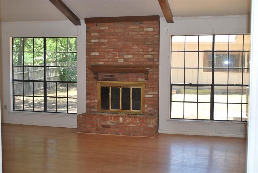 1416 Sandy Creek Dr - Photo 4 of 36