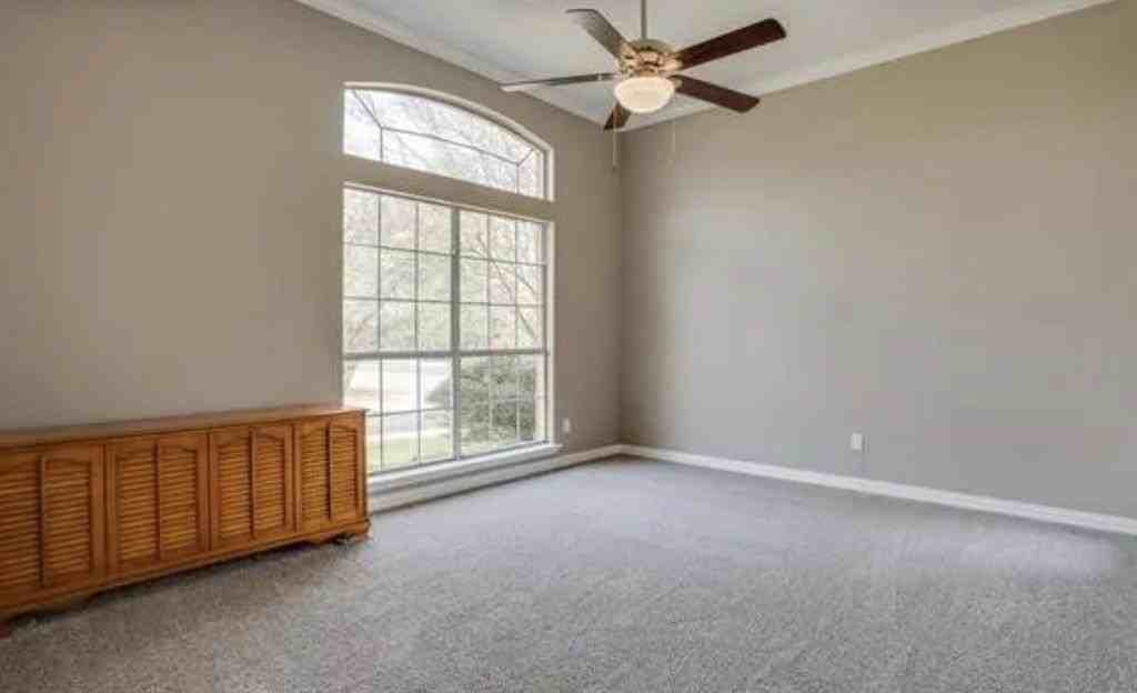 5837 Poole Dr - Photo 6 of 26