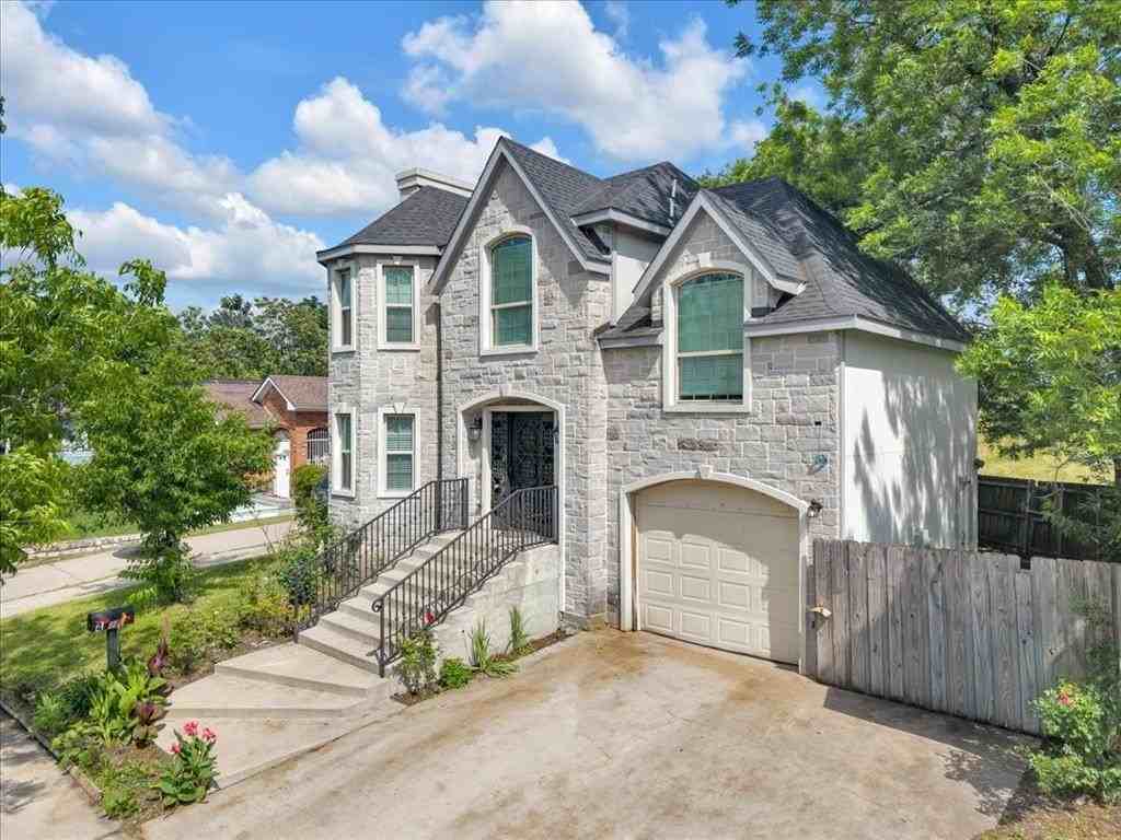 4918 Garland Ave - Photo 3 of 26