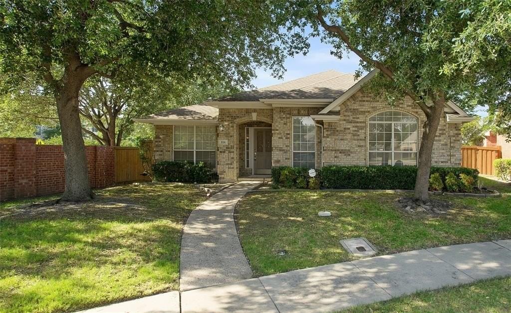 114 Midcrest Dr - Photo 3 of 27