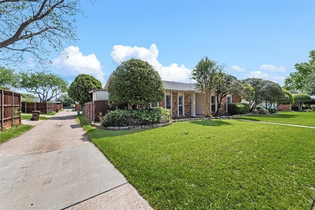 3316 John Muir Ct
