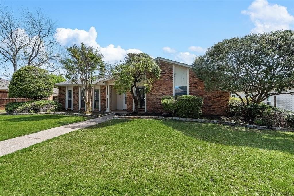 3316 John Muir Ct - Photo 3 of 34