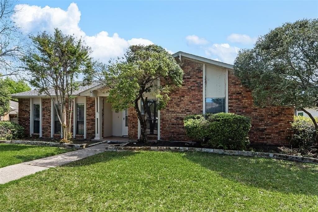 3316 John Muir Ct - Photo 4 of 34