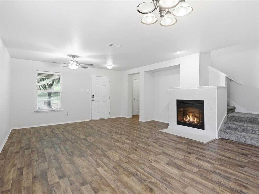 1356 N Cozumel St - Photo 3 of 30