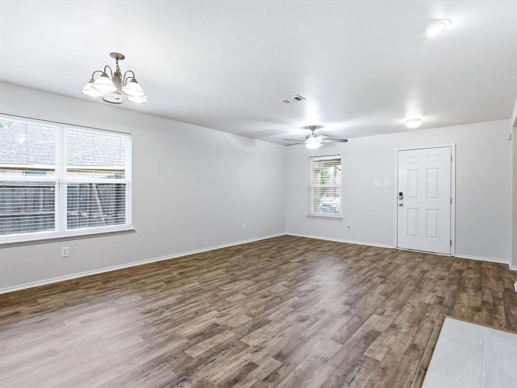 1356 N Cozumel St - Photo 5 of 30
