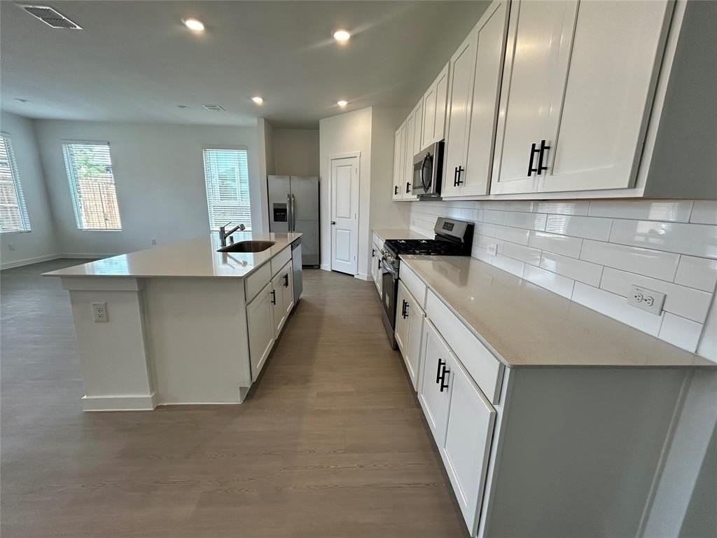 224 Northern Trl - Photo 6 of 29