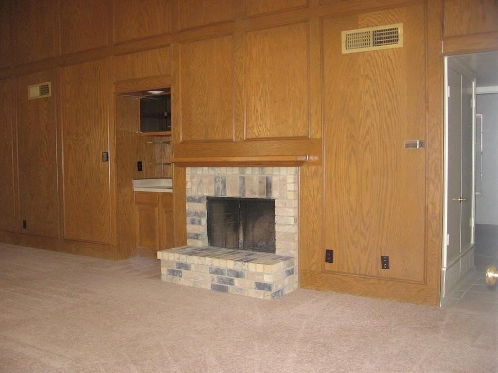 4424 Junction Dr - Photo 2 of 7