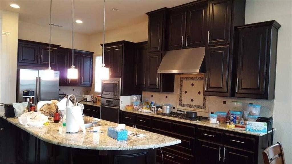 7220 Ridgepoint Dr - Photo 2 of 6