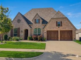 3521 Washington Dr - Photo 1 of 1