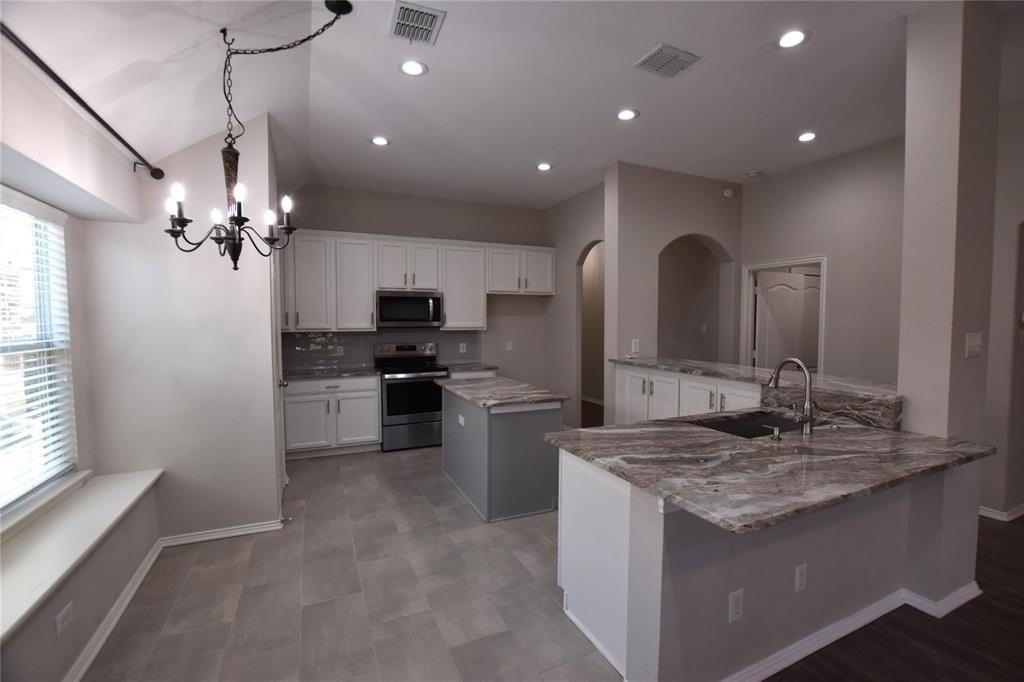 2757 Cascade Cove Dr - Photo 4 of 37