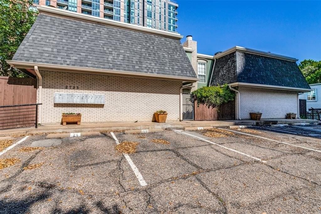 2725 Hood St #110 - Photo 2 of 12
