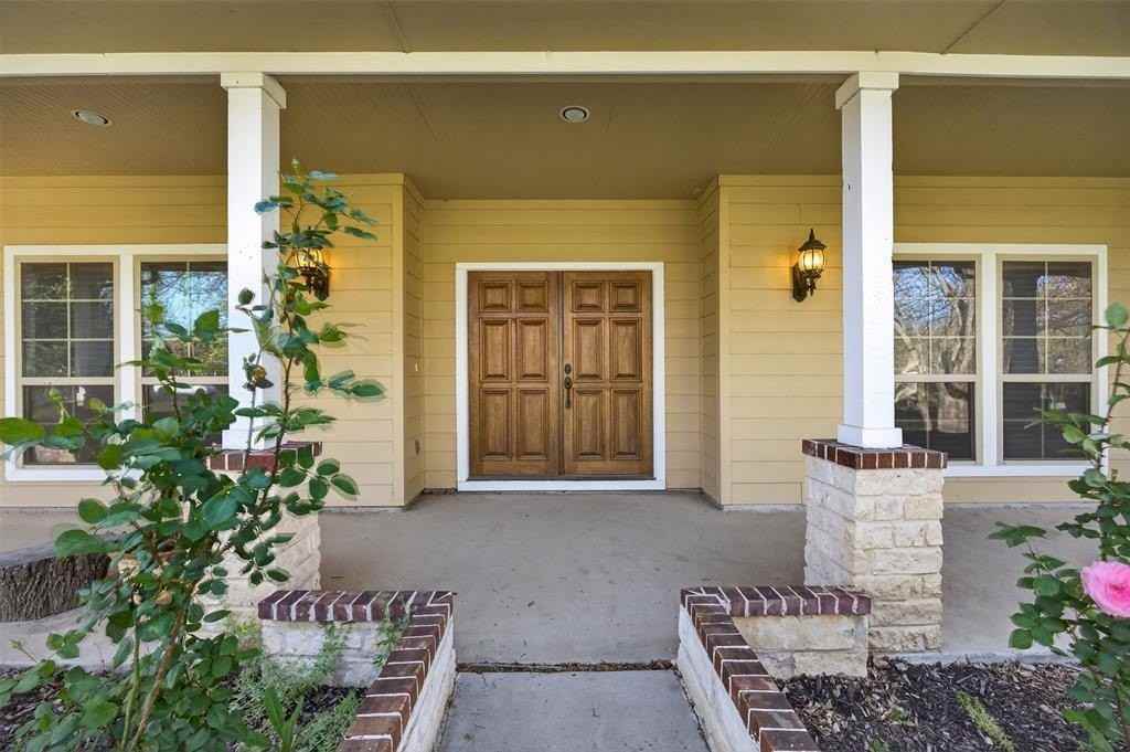 4405 Wolf Ct - Photo 4 of 35