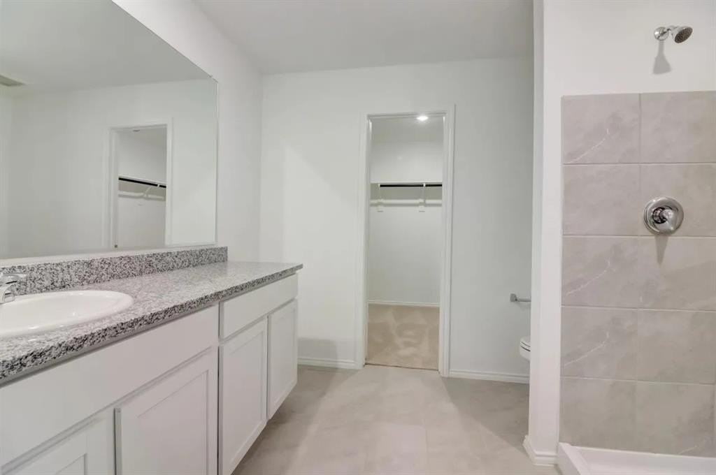 2836 Ozark Cir - Photo 5 of 14