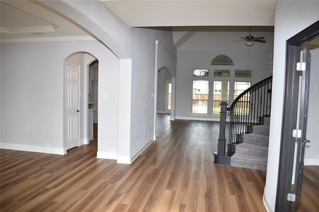 2716 La Jolla Blvd - Photo 2 of 35