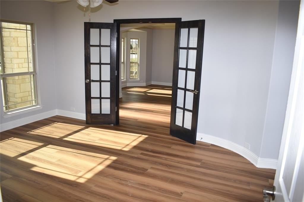 2716 La Jolla Blvd - Photo 5 of 35