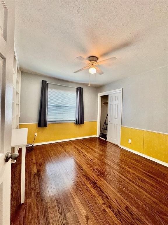 2104 Hillburn Dr - Photo 3 of 8