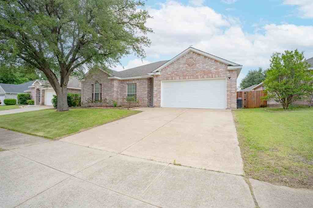 1003 Morningside Dr - Photo 2 of 25