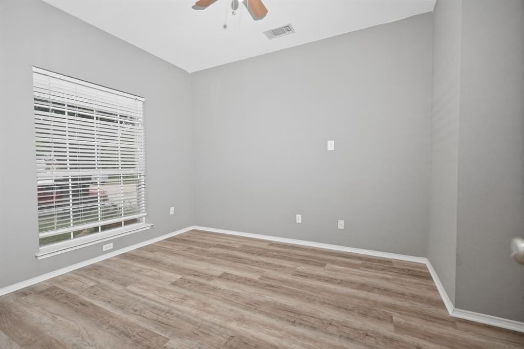 1003 Morningside Dr - Photo 7 of 25