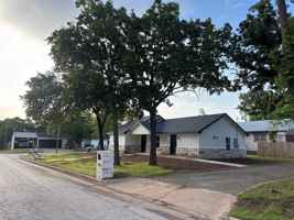 featured image of 301 Nw 23rd St