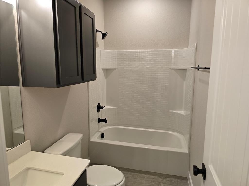 3808 Malibu Dr - Photo 5 of 21