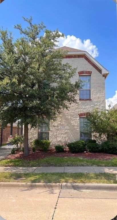 1416 Snowberry Dr