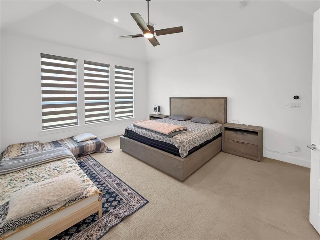 13924 Beacon Crest Ln - Photo 6 of 15