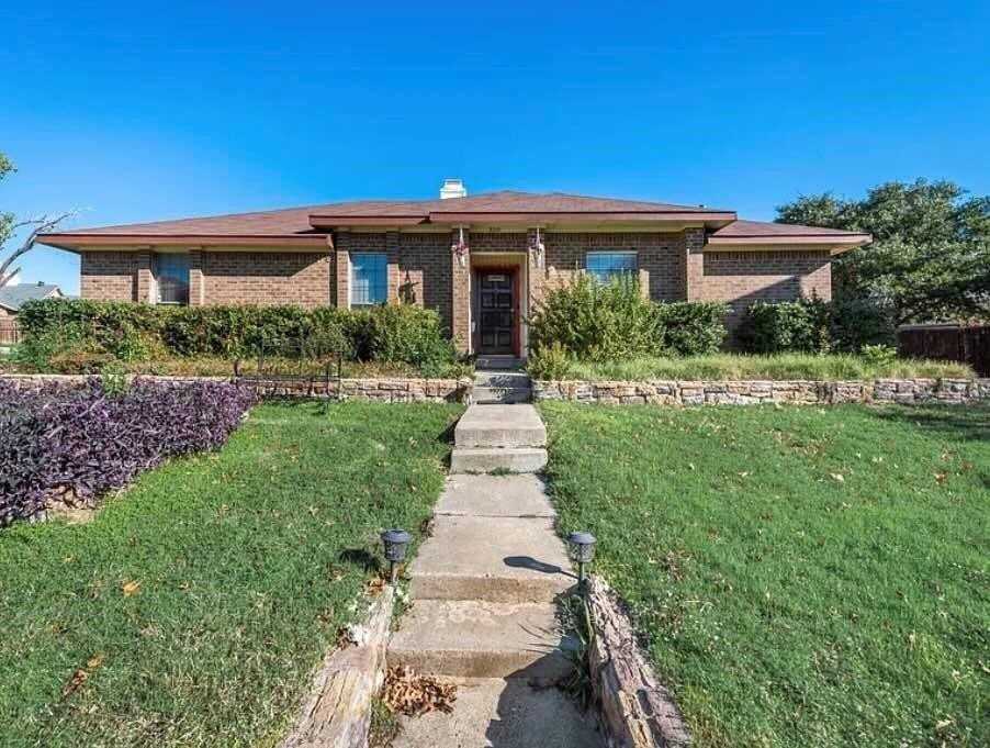 3210 Cutler Pl - Photo 2 of 21