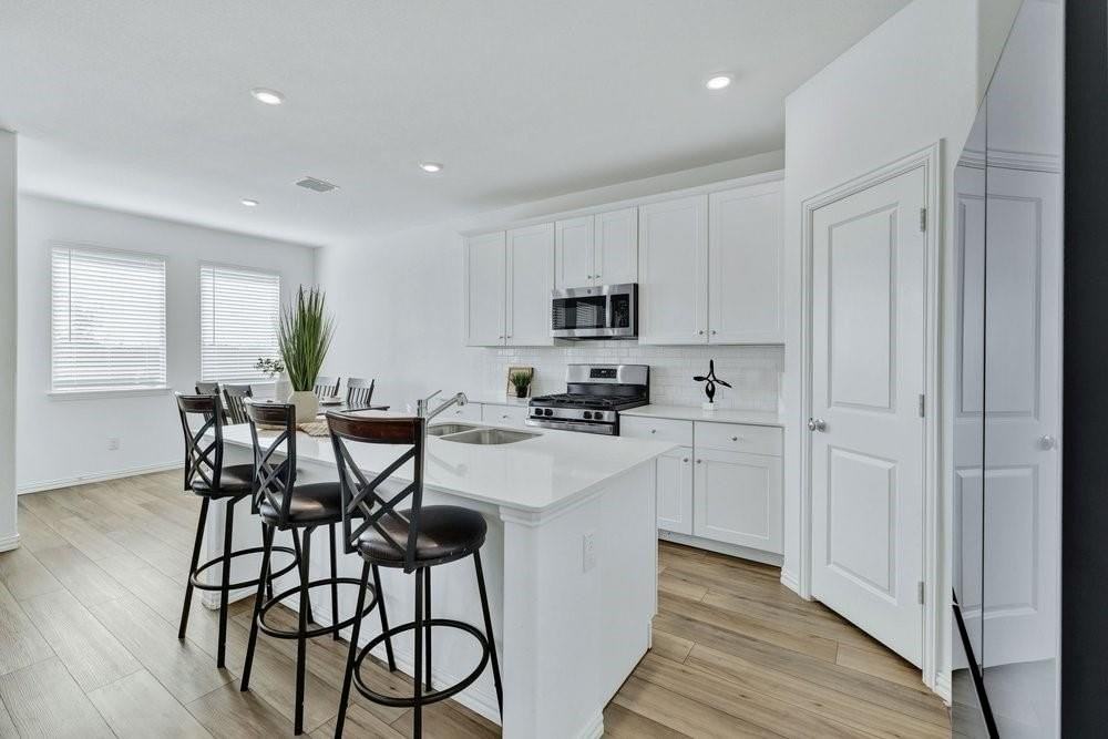 1128 Chip St - Photo 7 of 20