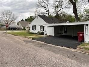 215 Orange Ave - Photo 3 of 3