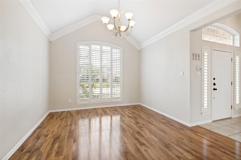 1052 E Seminole Trl - Photo 3 of 36