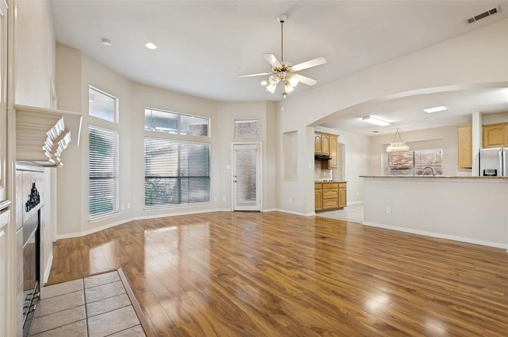 1052 E Seminole Trl - Photo 6 of 36