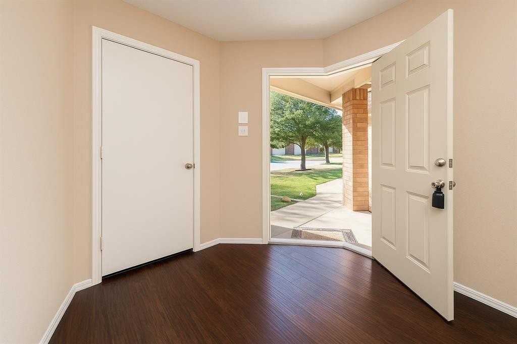 8929 Sun Haven Way - Photo 2 of 18