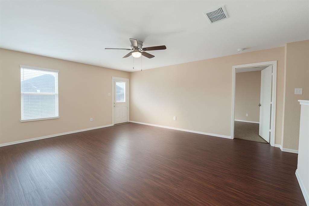 8929 Sun Haven Way - Photo 4 of 18