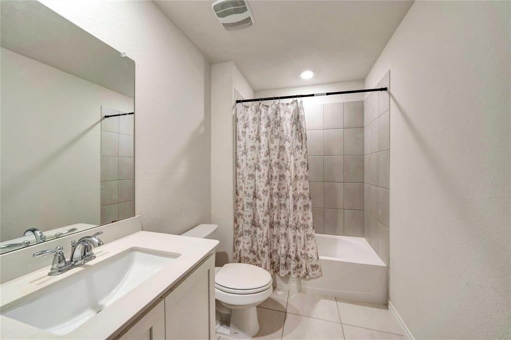 10332 Fall Brook Dr - Photo 7 of 24