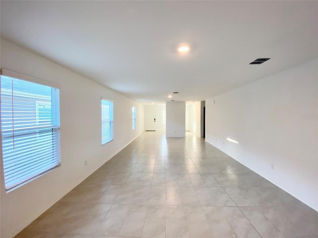 3608 Sweetbay St - Photo 2 of 14