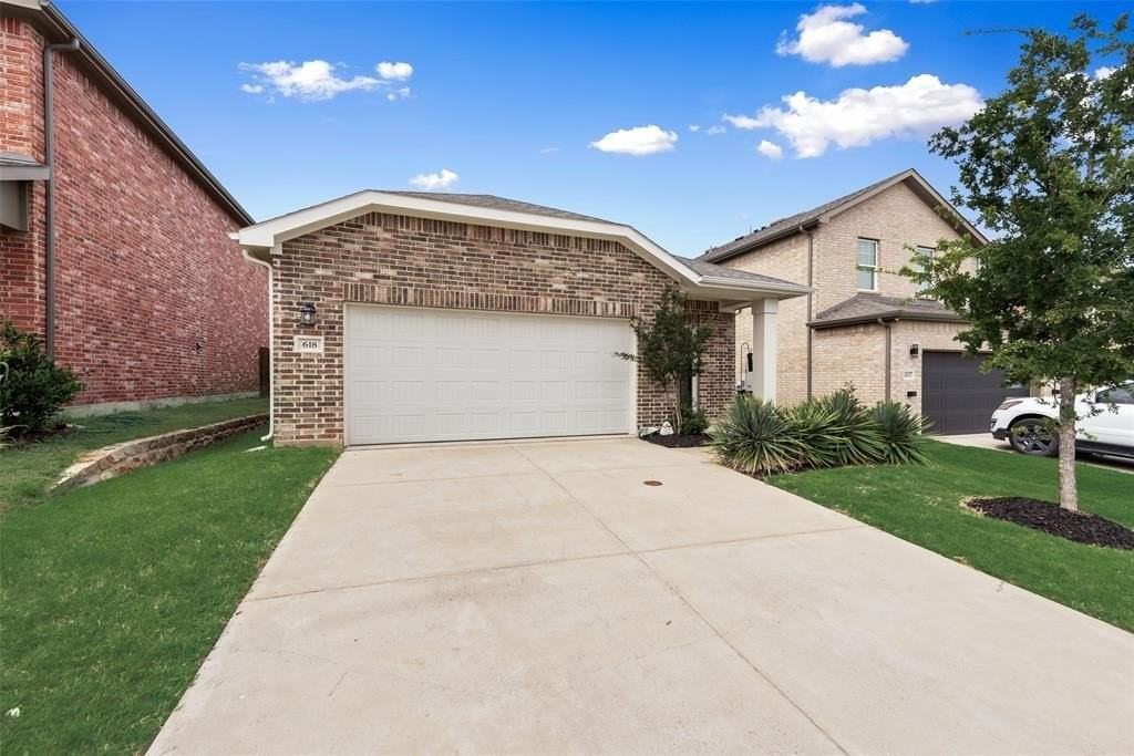 618 Colgate Cir - Photo 4 of 27