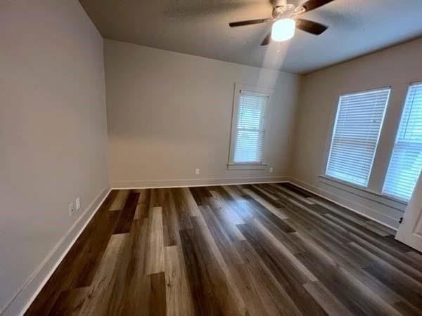 806 N Gaines St - Photo 6 of 15
