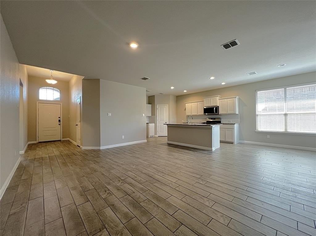 108 Birch Forest Ln - Photo 2 of 25