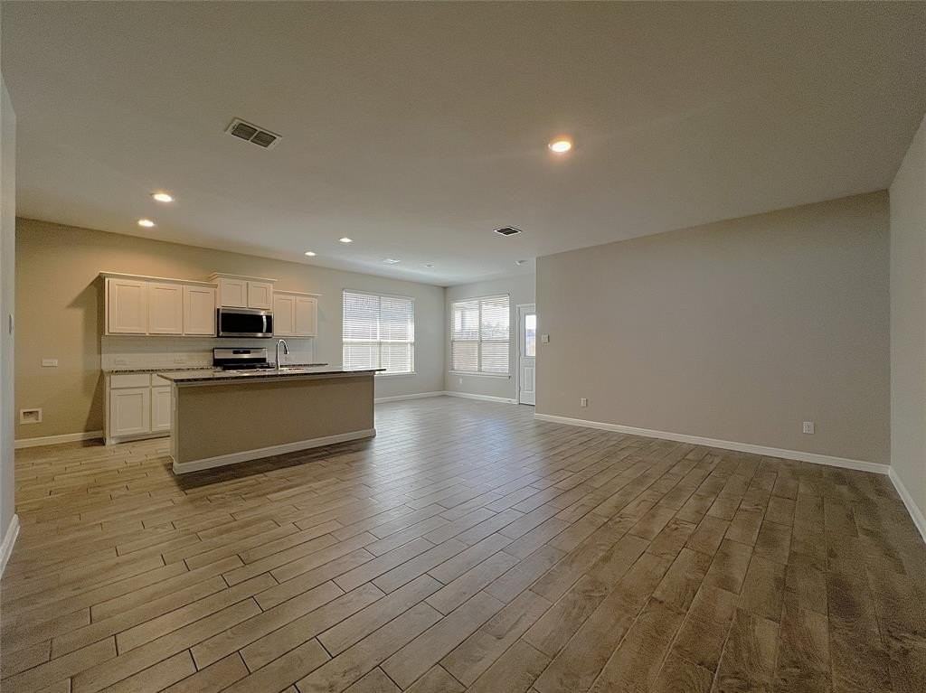108 Birch Forest Ln - Photo 3 of 25