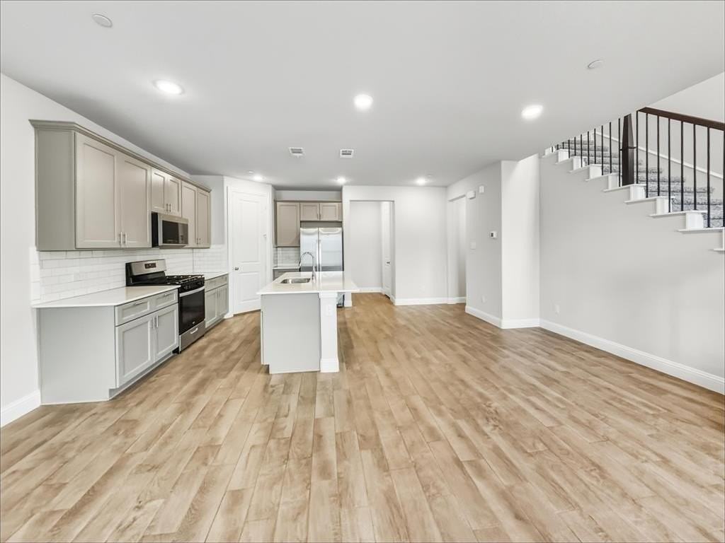 213 Suma Dr - Photo 5 of 31