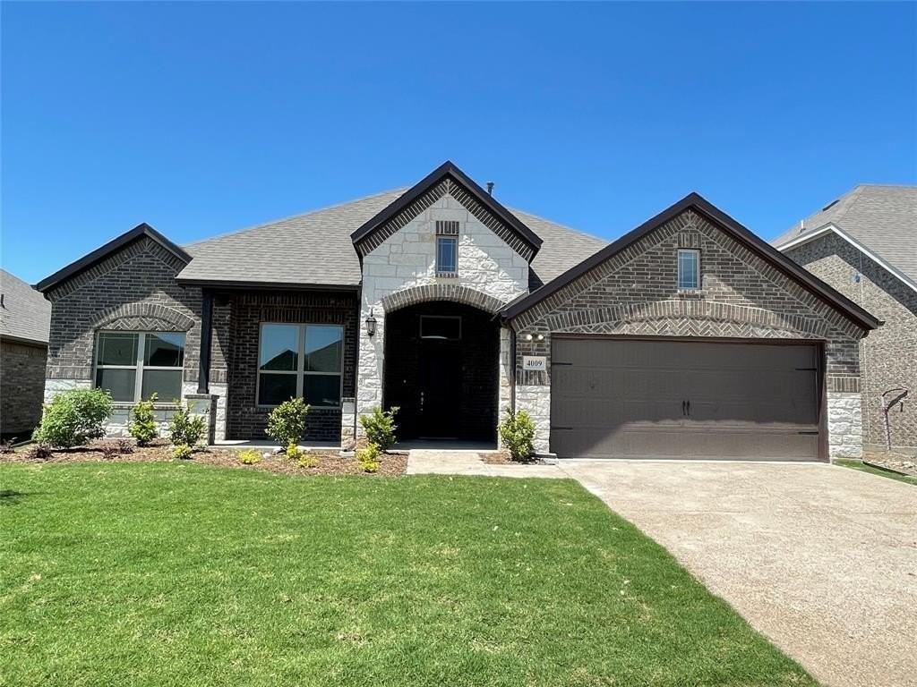 4009 Whitetail Ln