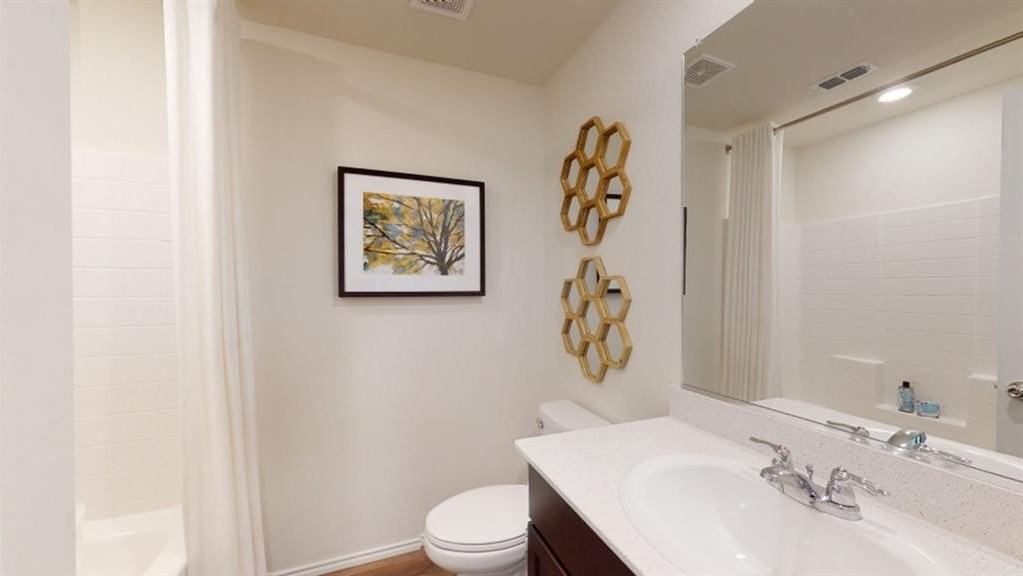 904 Wildflower St - Photo 2 of 14