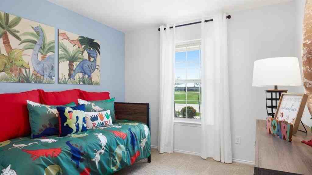 904 Wildflower St - Photo 3 of 14