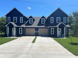 featured image of 309 W Cedar St