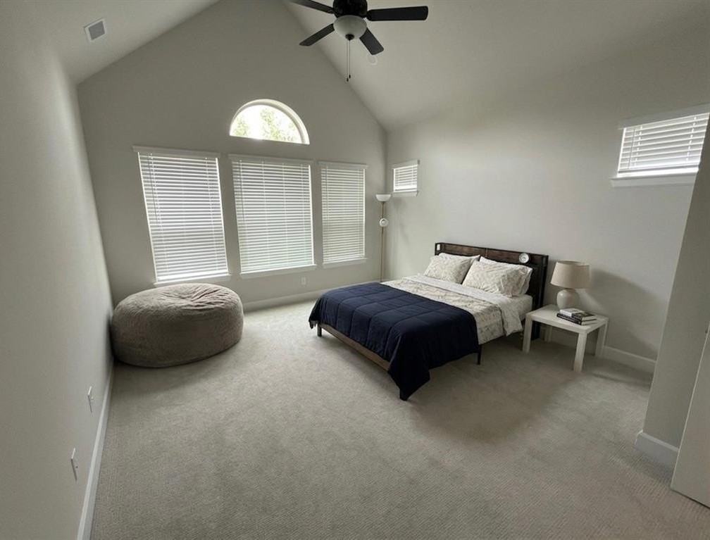 1612 Birch St - Photo 5 of 15